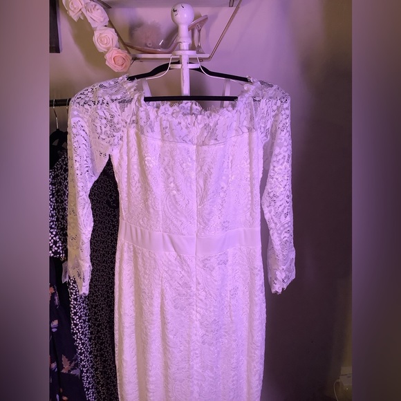 White Lace NWOT Embroidered Maxi Dress Large fitted - Picture 9 of 9